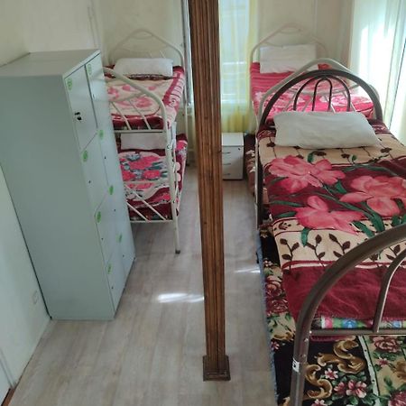 אלמטי Hostel "Ormanova" מראה חיצוני תמונה
